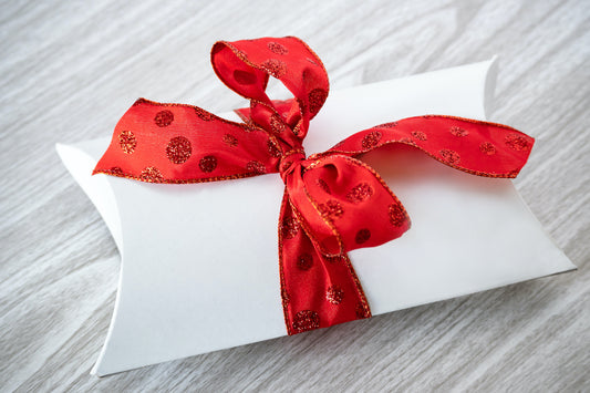 Cinnamon Nutz Pillow Box